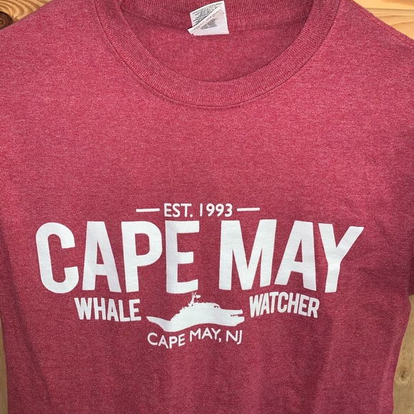 Gildan “Cape May whale watcher” graphic tee shirt size S - Picture 2 of 3